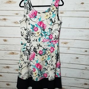Size 2XL Left! Floral Colorblocked Dress
